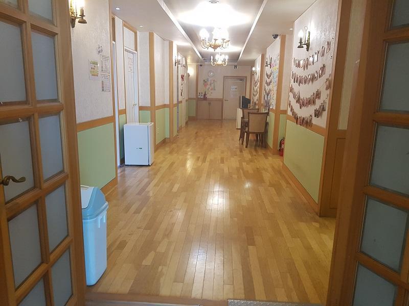 Hostel Lyndon Чечжу Екстер'єр фото