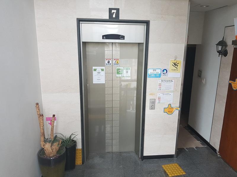 Hostel Lyndon Чечжу Екстер'єр фото
