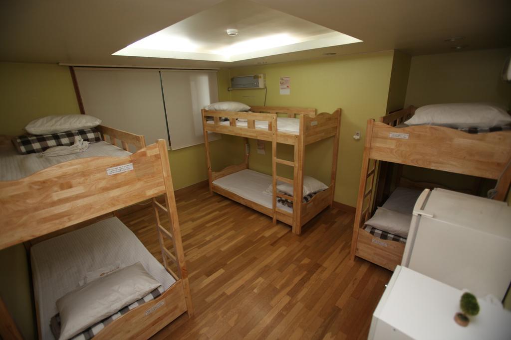 Hostel Lyndon Чечжу Екстер'єр фото
