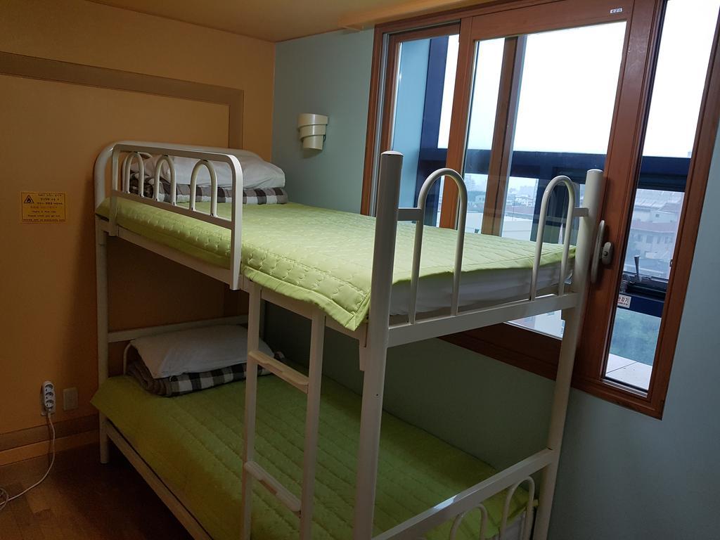 Hostel Lyndon Чечжу Номер фото