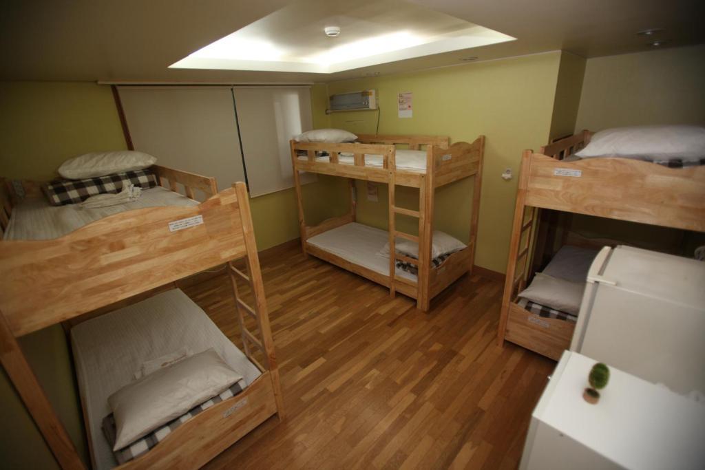 Hostel Lyndon Чечжу Номер фото