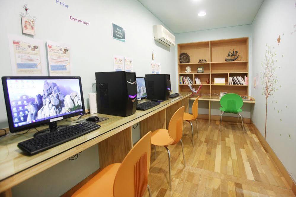 Hostel Lyndon Чечжу Екстер'єр фото